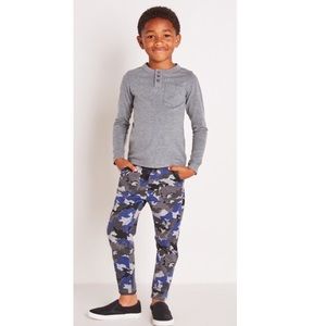 Grey pocket Henley outfit for boys